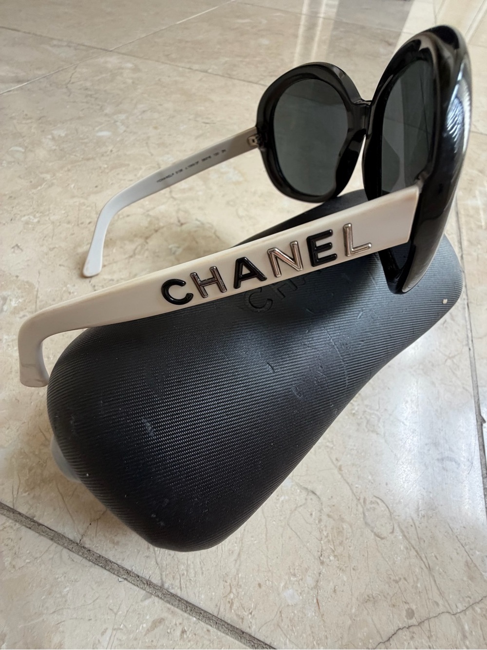 CHANEL 5138 Black lenses Oversized Sunglasses - Picture 10 of 13